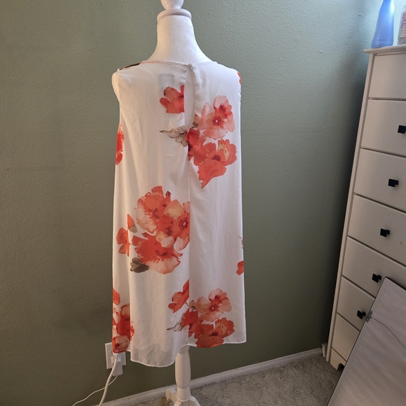 🩵 2/$10 or 3/$14 JH Collectibles White & Orange Floral Dress - Picture 2 of 5
